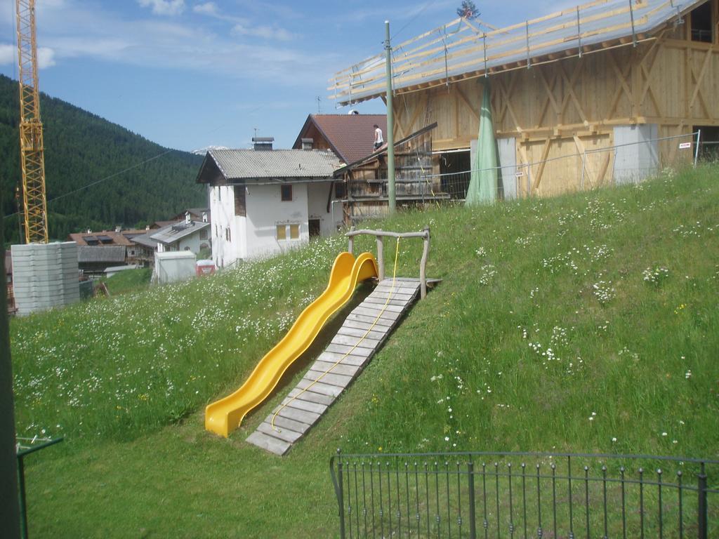 Готель Garni La Majon Сельва-ді-Валь-Гардена Екстер'єр фото
