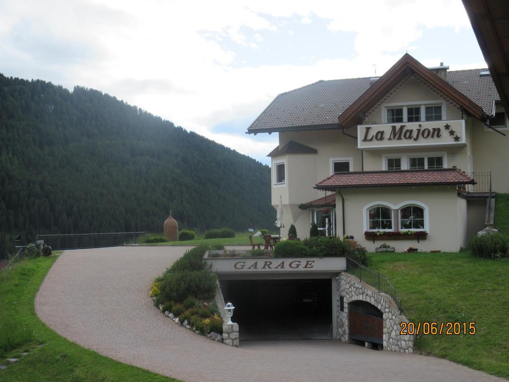 Готель Garni La Majon Сельва-ді-Валь-Гардена Екстер'єр фото